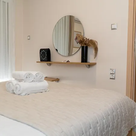01 Apartment